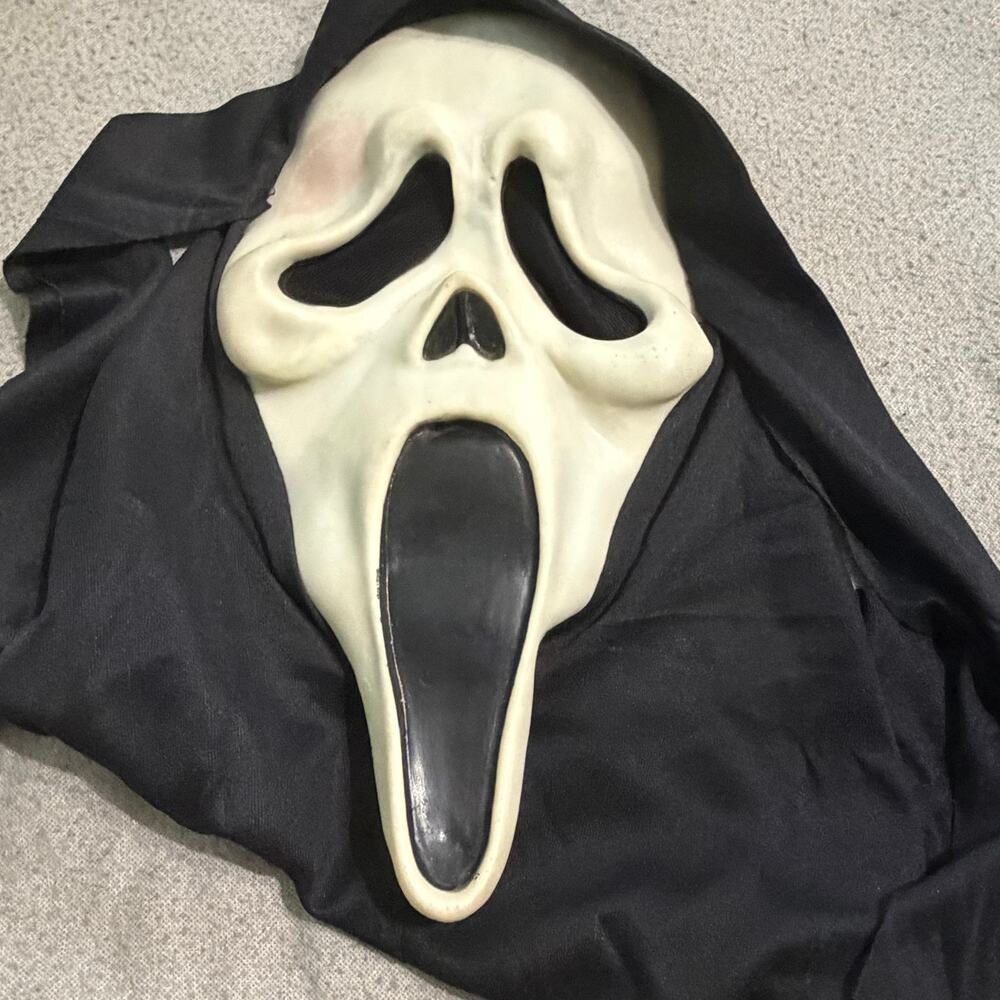 Vintage 90s Fun World Div Chin Stamp Ghost Mask Gen 1 Costume Prop Halloween